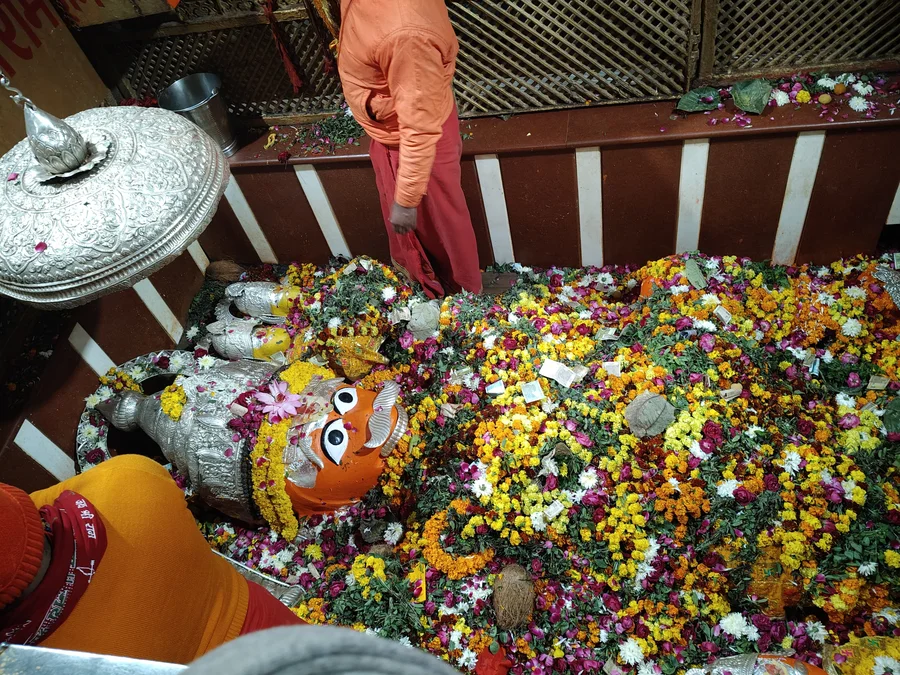 Bade Hanuman Temple